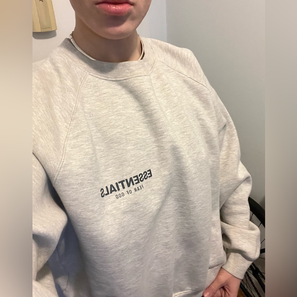 Essentials PullOver